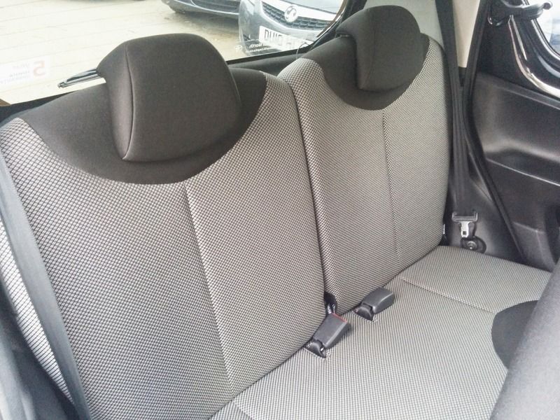 2012 Toyota AYGO Vvt-i Fire AC image 5