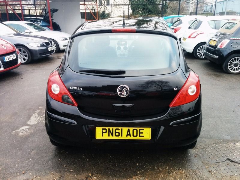 2011 Vauxhall Corsa Excite AC image 3