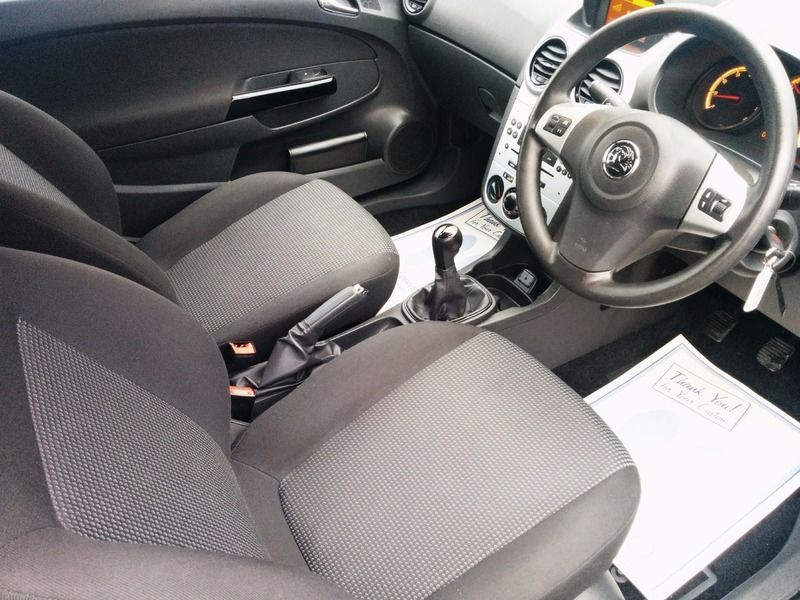 2011 Vauxhall Corsa Excite AC image 4
