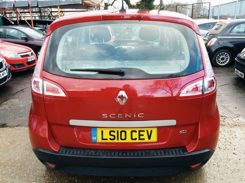 2010 Renault Scenic DCI image 3
