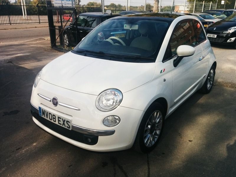 2008 Fiat 500 Lounge image 1