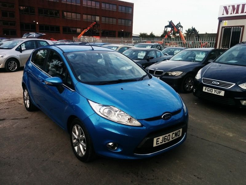 2010 Ford Fiesta Zetec TDCI image 1
