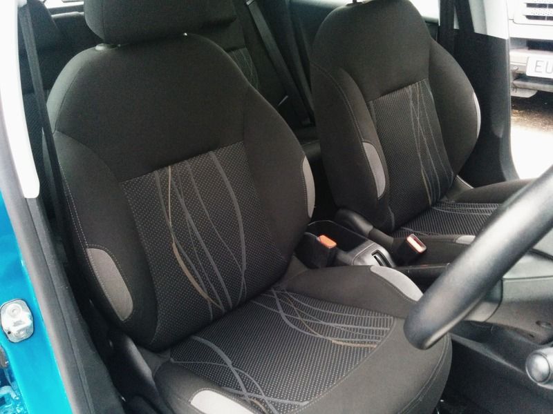 2013 Peugeot 208 Active image 5