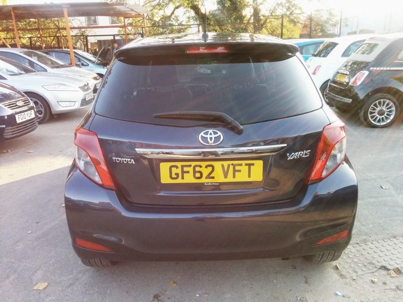 2012 Toyota Yaris Vvt-i SR image 2