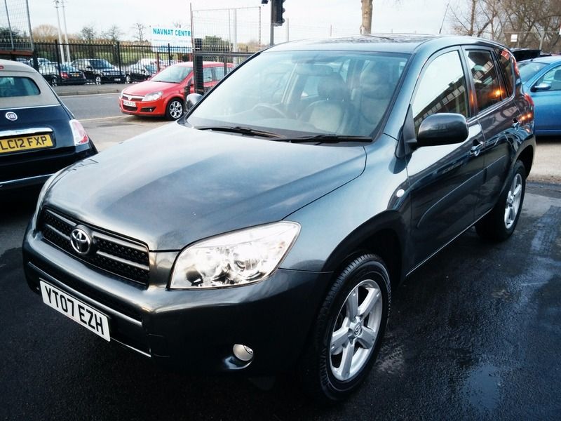 2007 Toyota RAV4 XT4 Vvt-i image 1