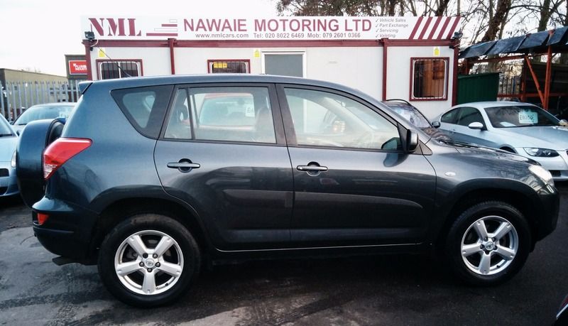 2007 Toyota RAV4 XT4 Vvt-i image 2