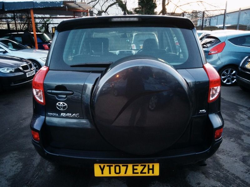 2007 Toyota RAV4 XT4 Vvt-i image 3