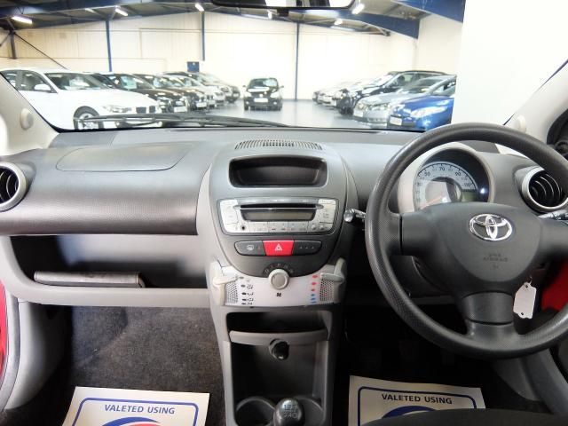 2009 TOYOTA AYGO 1.0 VVT-I PLUS 3d image 4