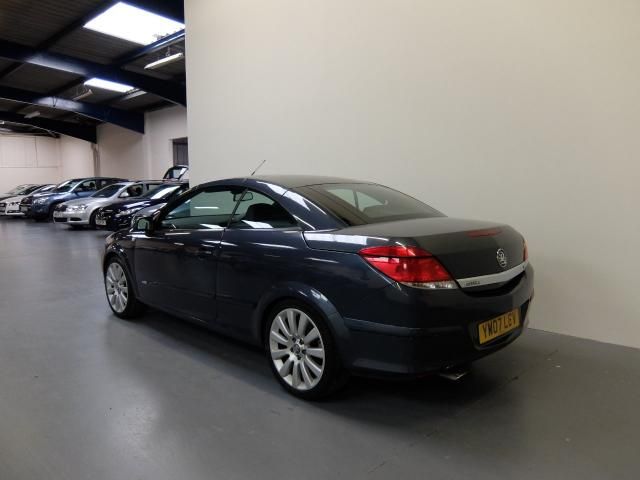 2007 VAUXHALL ASTRA 1.8 3d image 3