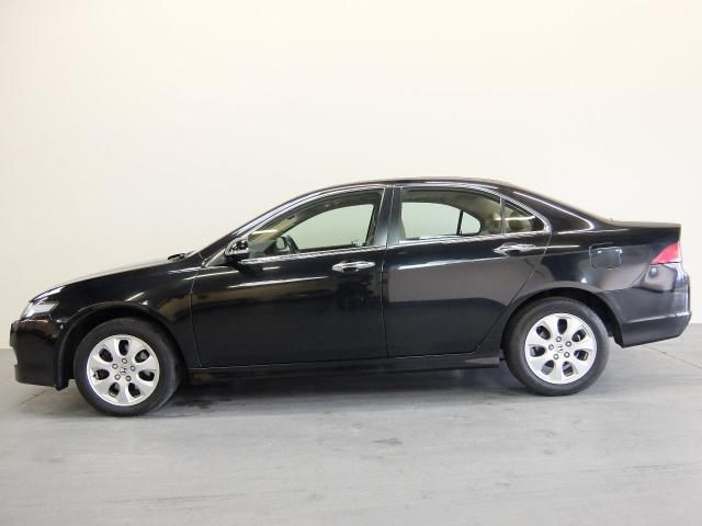 2006 HONDA ACCORD 2.0 VTEC 4d image 1