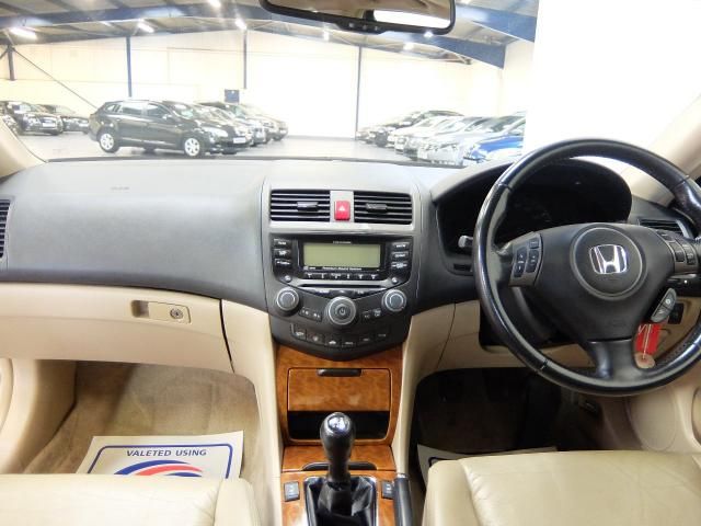 2006 HONDA ACCORD 2.0 VTEC 4d image 4