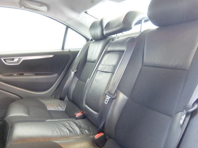 2005 VOLVO S60 2.4 SPORT T5 4d image 5