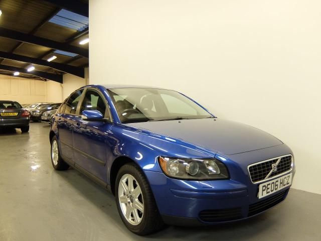 2006 VOLVO S40 1.6 S 4d image 1