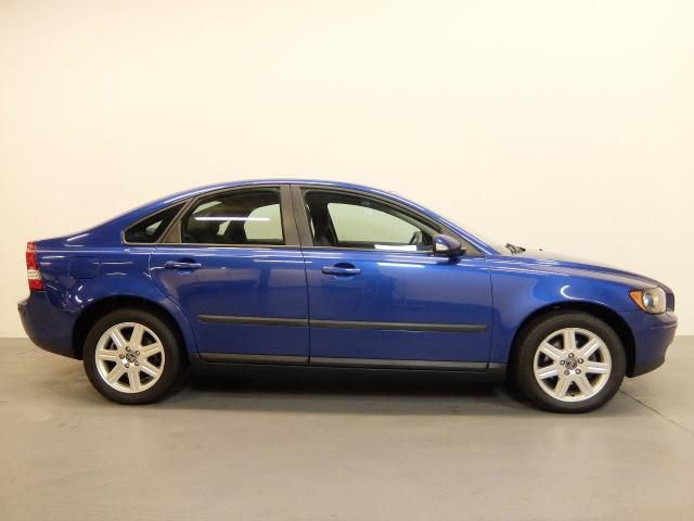 2006 VOLVO S40 1.6 S 4d image 2