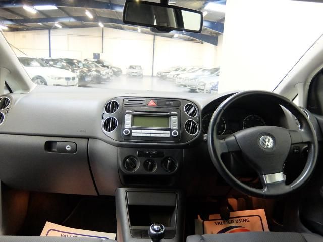 2007 VOLKSWAGEN GOLF PLUS 1.9 SE TDI 5d image 4