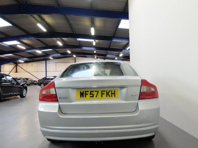 2007 VOLVO S80 2.4 D SE 4d image 3