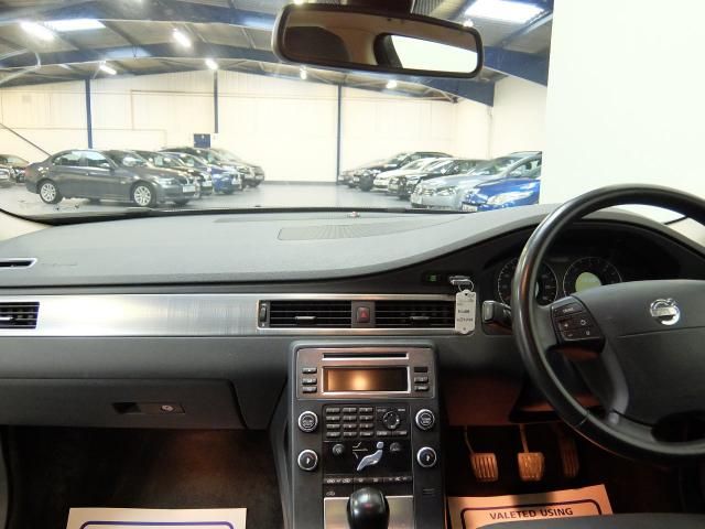 2007 VOLVO S80 2.4 D SE 4d image 4