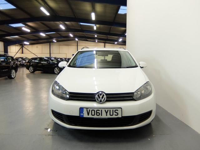 2011 VOLKSWAGEN GOLF 1.6 SE TDI 5d image 1