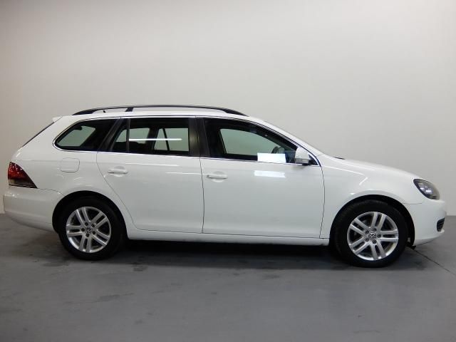 2011 VOLKSWAGEN GOLF 1.6 SE TDI 5d image 2