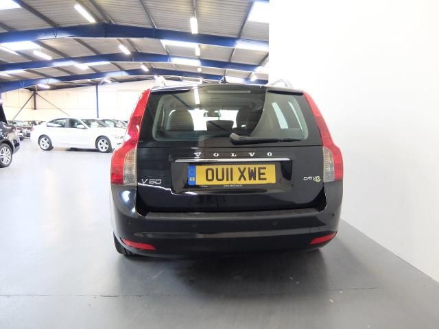2011 VOLVO V50 1.6 DRIVE SE S 5d image 3