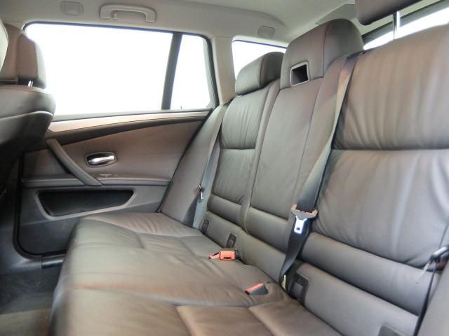 2009 BMW 5 SERIES 2.0 520D SE 5d image 5