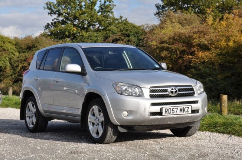 2007 Toyota RAV4 2.2 D-4D T180 5dr image 1