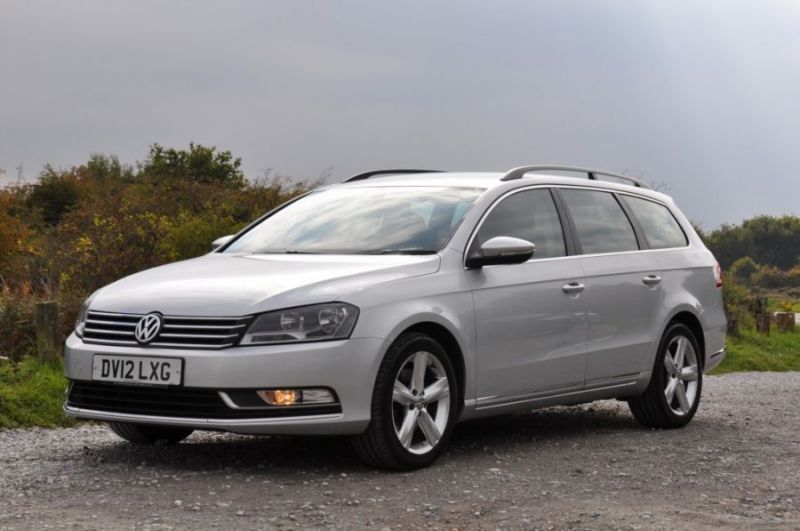 2012 Volkswagen Passat 1.6 TDI SE 5dr image 1