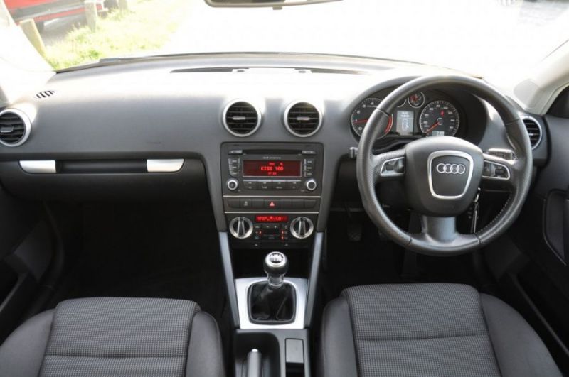 2011 Audi A3 1.8 TFSI Sport Sportback 5dr image 4