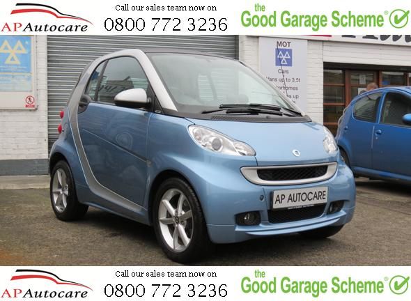 2011 Smart ForTwo Pulse MHD 2dr image 1