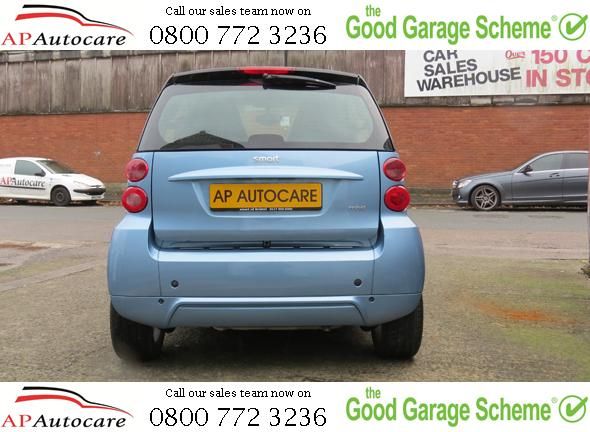 2011 Smart ForTwo Pulse MHD 2dr image 3