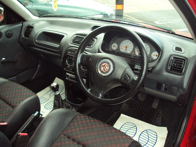 2003 MG ZR105 3dr image 4