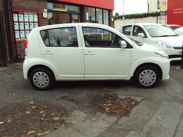 2012 PERODUA MYVI 1.3SXi 5dr image 2