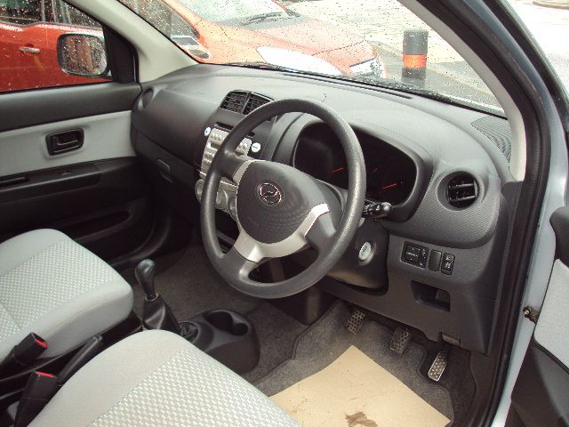 2012 PERODUA MYVI 1.3SXi 5dr image 4