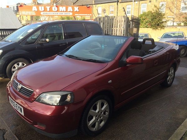 2003 Vauxhall Astra 1.8 i 16v image 1