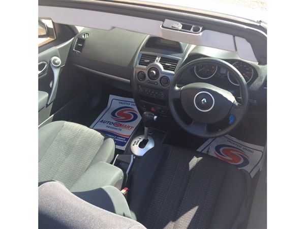 2006 Renault Megane 1.6 VVT Dynamique image 4