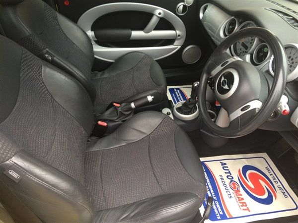 2002 Mini 1.6 Cooper 3dr image 4