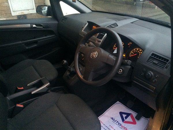 2007 Vauxhall Zafira 1.8 i 16v Life image 4
