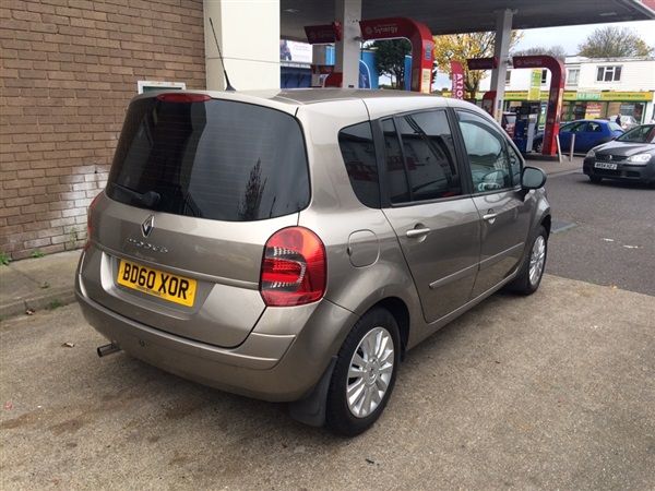 2010 Renault Grand Modus image 3