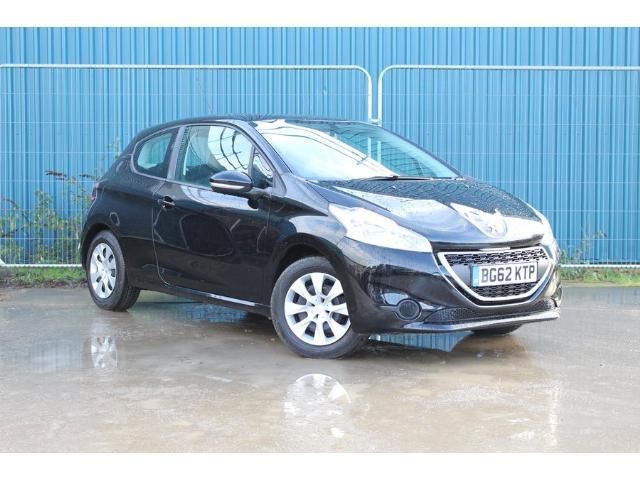 2012 Peugeot 208 1.2 VTi 82 Access+ image 1