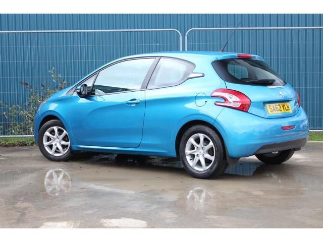 2012 Peugeot 208 1.2 VTi 82 Active image 2