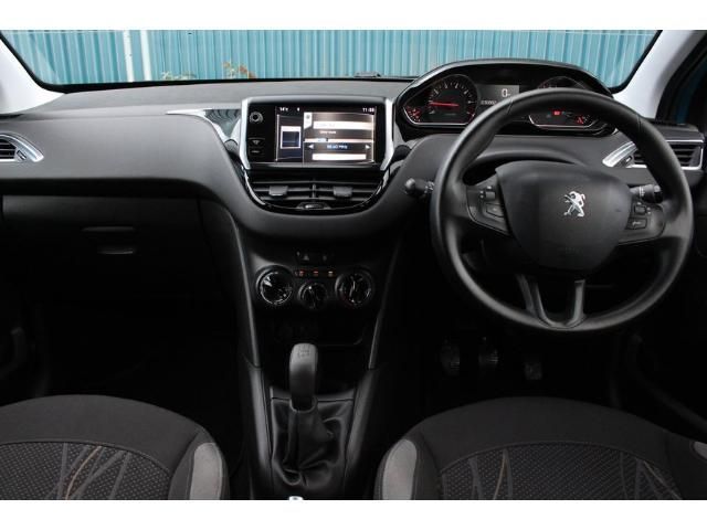 2012 Peugeot 208 1.2 VTi 82 Active image 4