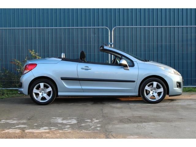 2010 Peugeot 207 1.6 VTi 120 Sport image 3