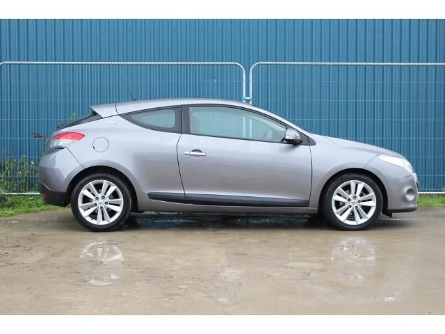 2012 Renault Megane 1.9 dCi image 3