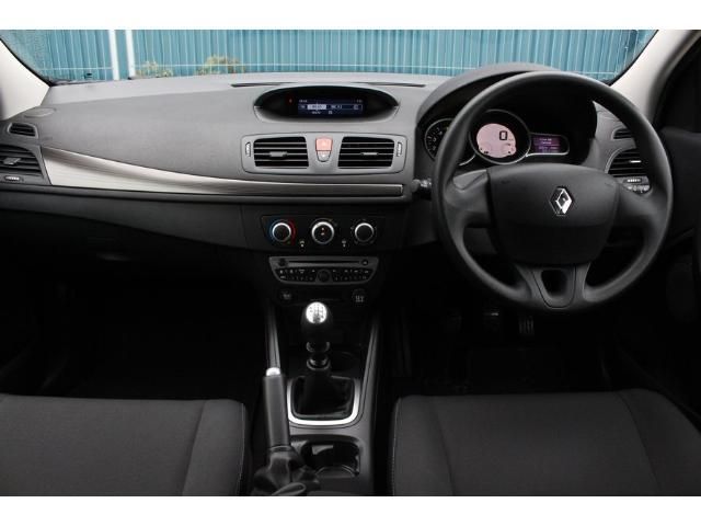 2012 Renault Megane 1.9 dCi image 4