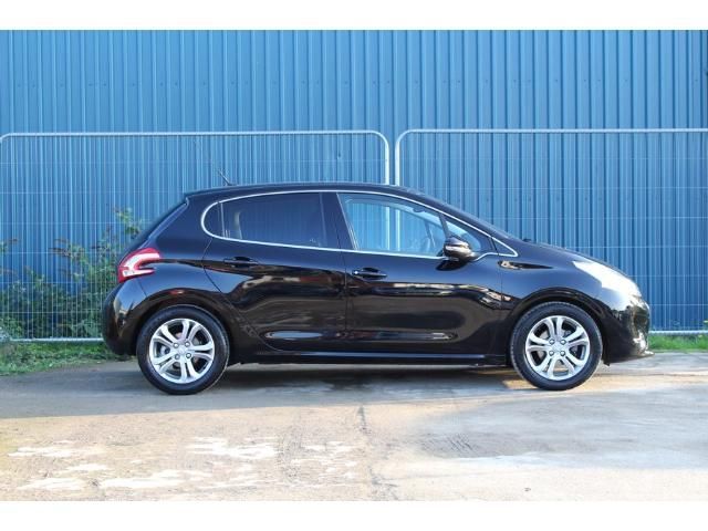 2013 Peugeot 208 1.6 VTi 120 Allure image 3