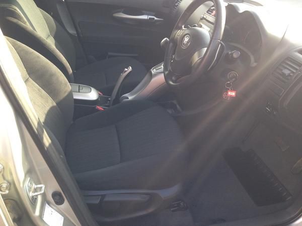 2007 Toyota Auris 1.4D-4D T3 5dr image 4