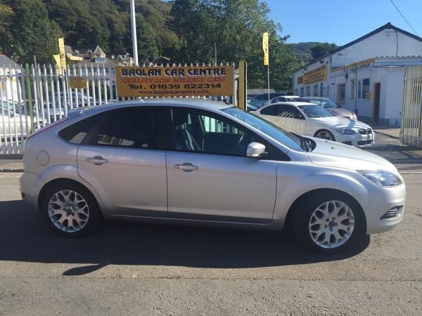 2011 Ford Focus 1.6 TDCi DPF Zetec 5dr image 3