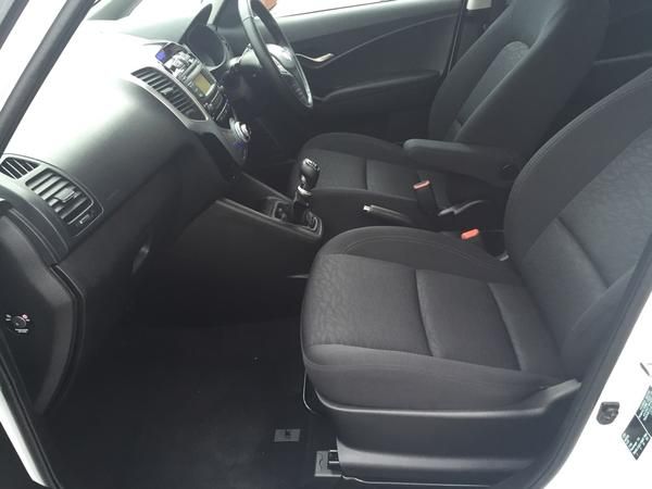2011 Hyundai Ix20 1.4 Active 5dr image 5