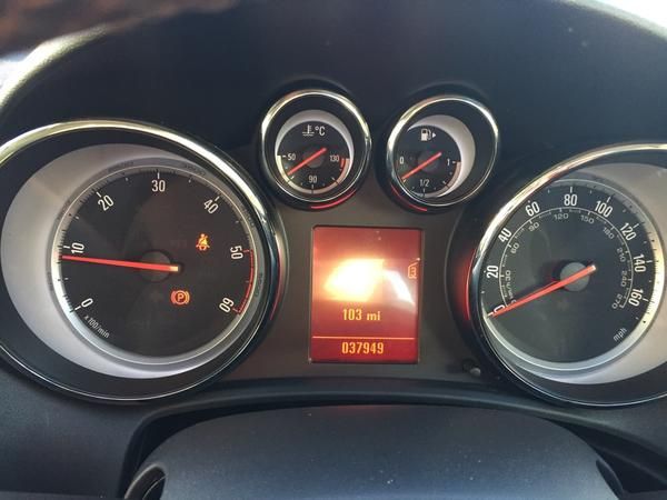 2011 Vauxhall Astra 2.0 CDTi 16v SRi 5dr image 5