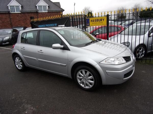2006 Renault Megane 1.4 16v 5dr image 3